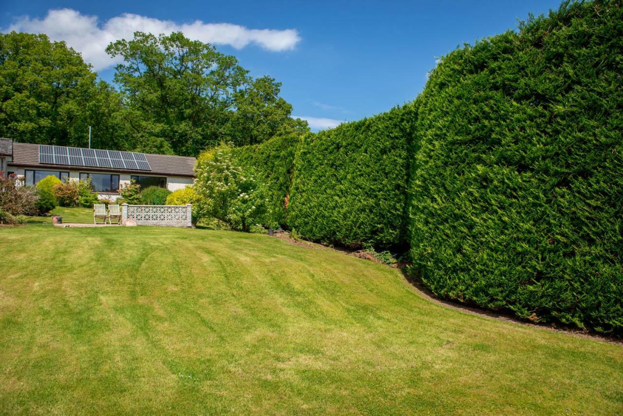 Shore House Villa Tarbet Exterior photo